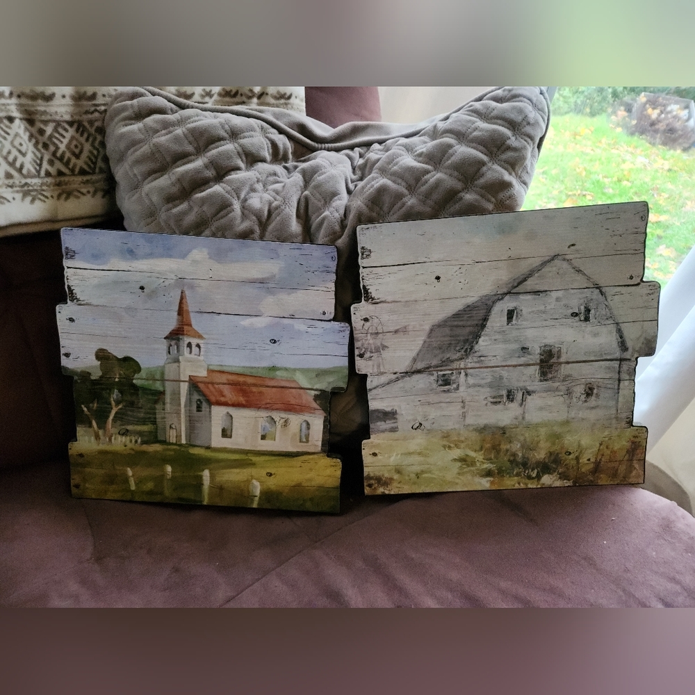2 wood signs